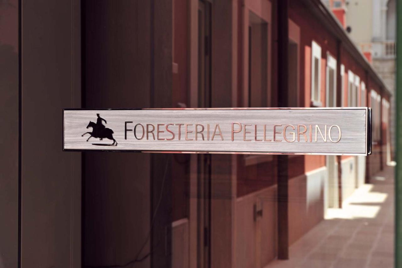Foresteria Pellegrino Andria Exterior foto